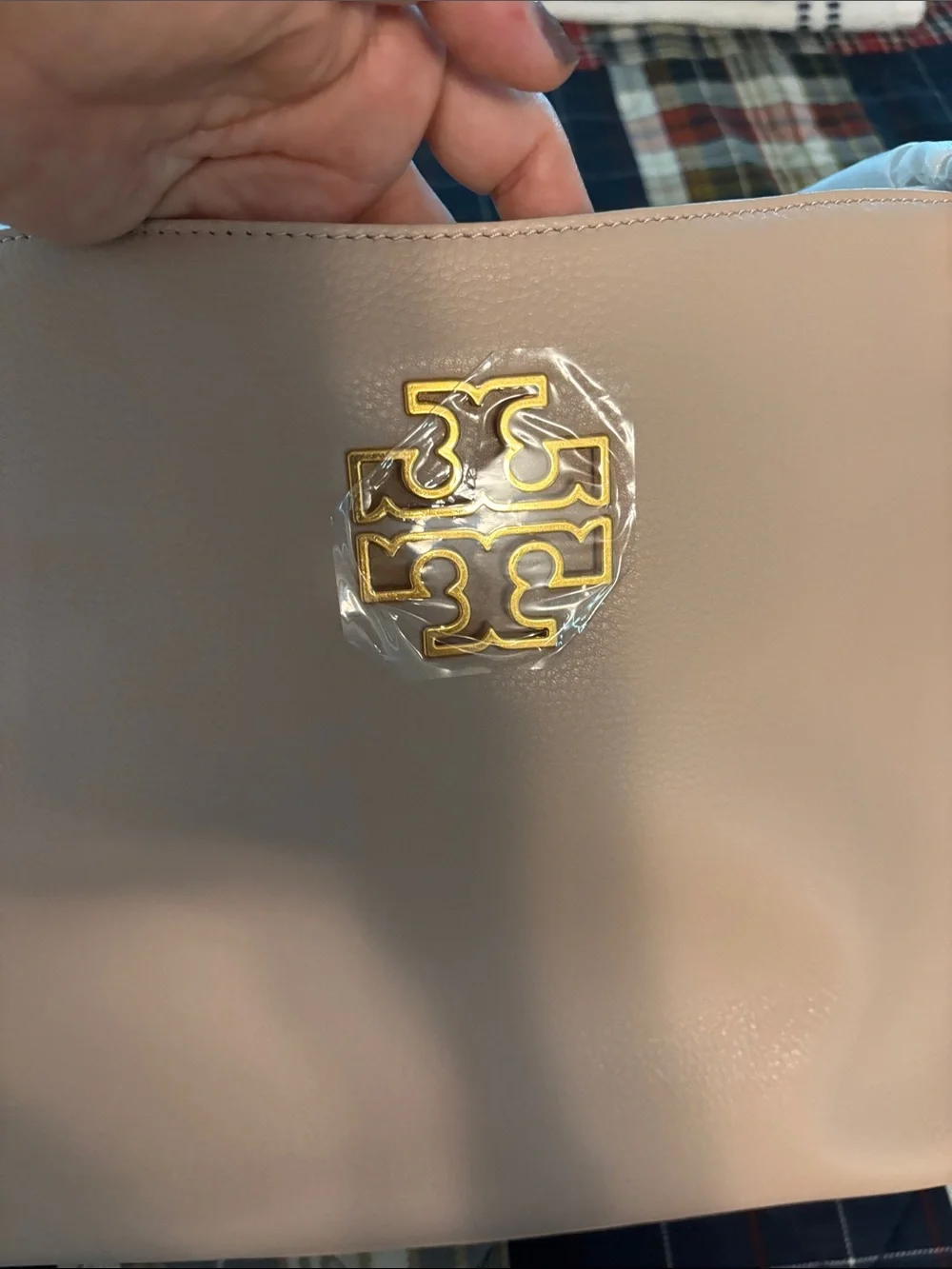 🔥🔥🔥Tory Burch Peach Pebbled Leather Tote with Gold Logo